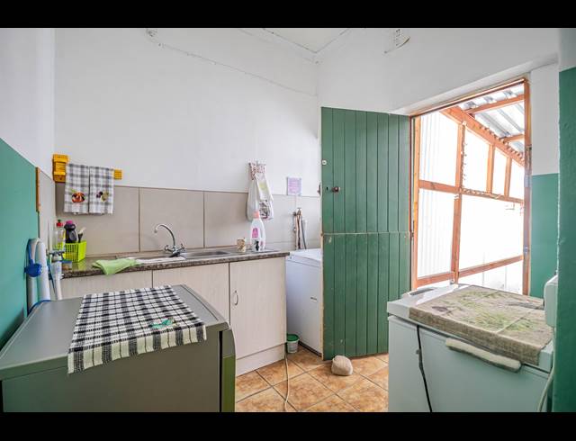 3 BEDROOM HOUSE FOR SALE IN GRAAFWATER
